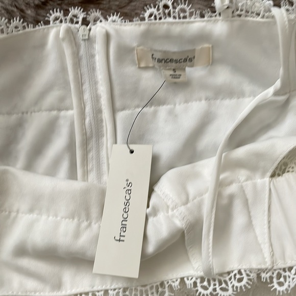 Francesca’s White Lace Bodice Off-the-Shoulder Mini Dress Small NWT - Picture 7 of 11